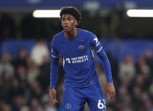 Người bảo vệ: Bayern cũng muốn thuê trước và sau đó mua Achimpon, nhưng Chelsea không có ý định buông bỏ