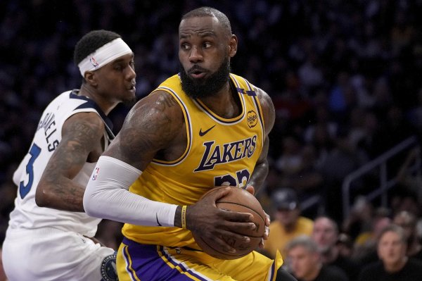 James không bảo vệ? Kenyon Martin: Nếu tôi đủ thông minh, kh