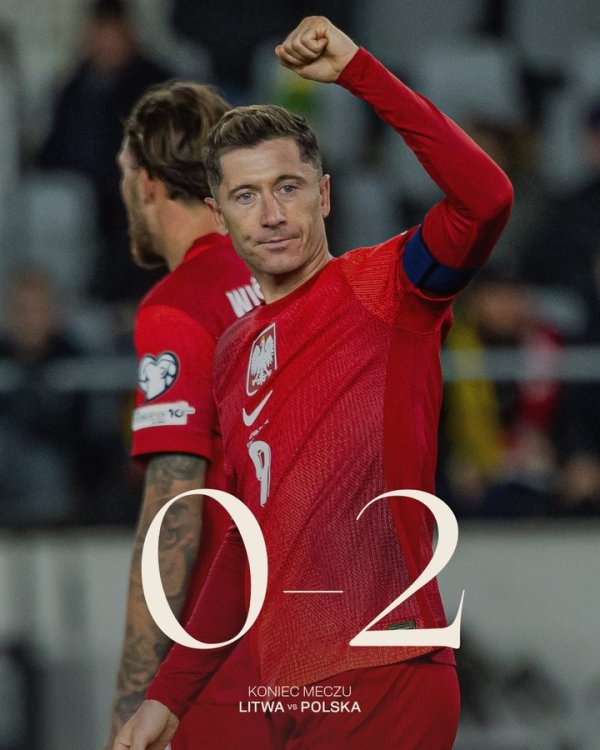 Lewandowski: Tôi rất vui khi có được 3 điểm. Đây là một sự k